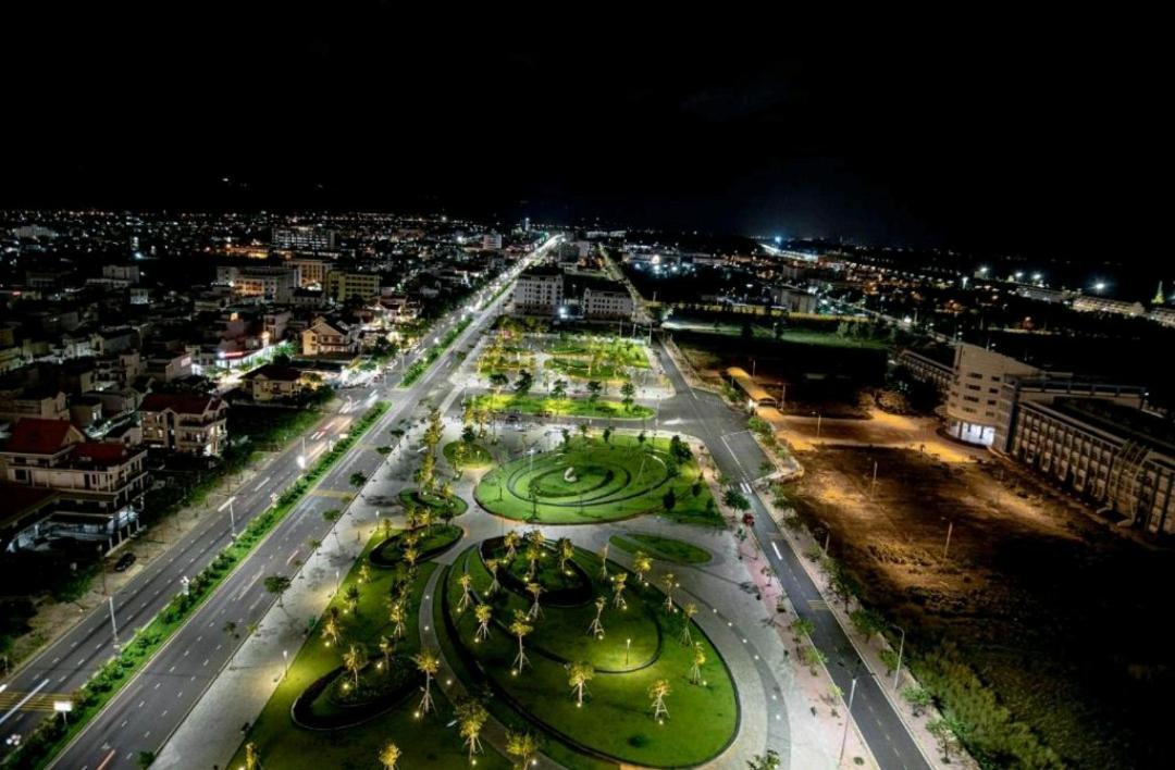 Отель Apec Mandala Wonder Туихоа Экстерьер фото